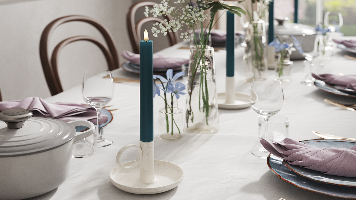 LED realistico Candela da candelabro Con design wetlook ™