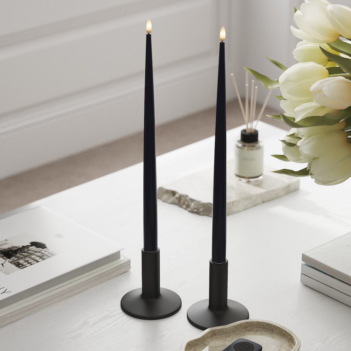 Deluxe Homeart LED Kertelys med Lak, 2 stk 38 cm Kongeblå LED kertelys 1