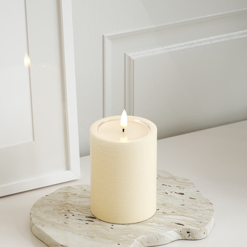 Unique Candles Unique LED Bloklys D 7,5 x 10 cm Cream